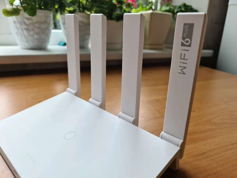 HUAWEI WiFi 6 plus AX3 (802.11ax)