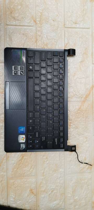 Gigabyte q2006 for parts or repair