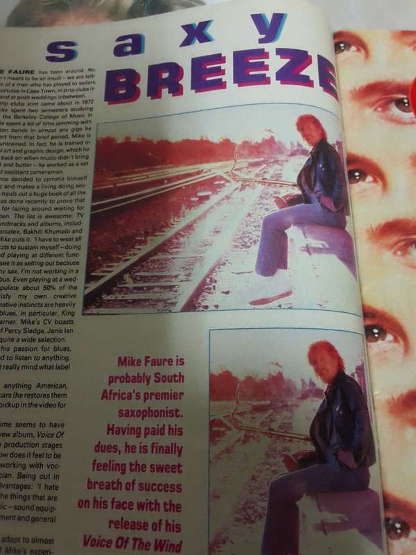 2 Copies TOP 40 Magazine