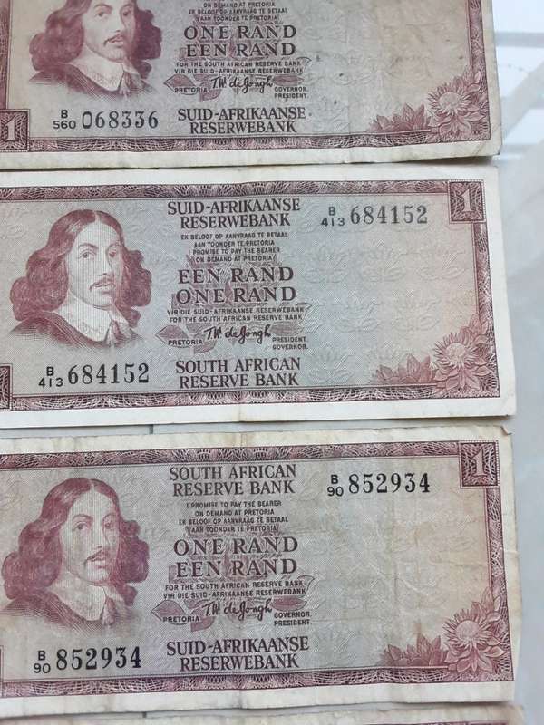 8X South Africa 1 Rand notes- TW de Jongh