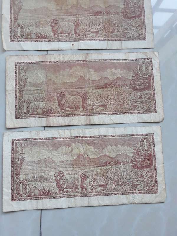8X South Africa 1 Rand notes- TW de Jongh