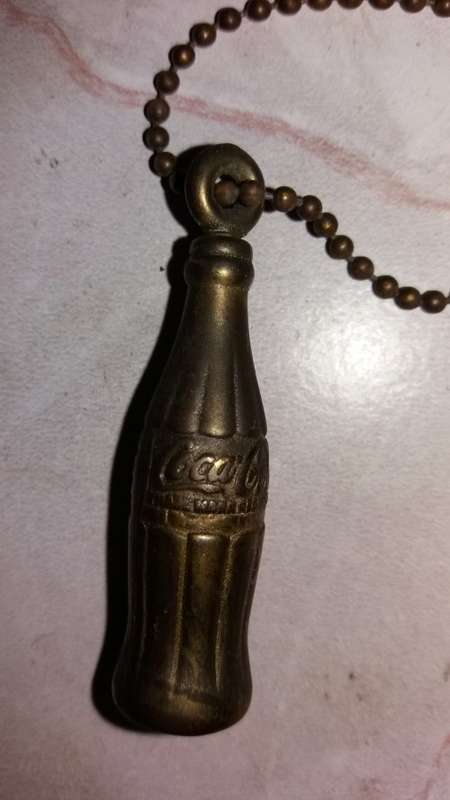 Vintage Coca Cola Bottle Keyring
