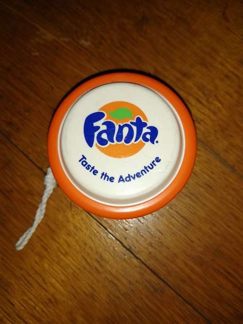 Vintage Fanta Yo-yo