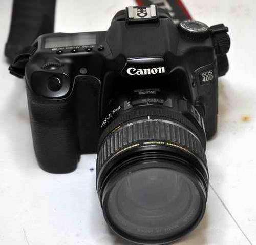 Canon EOS 40D with 17-85mm USM Lens