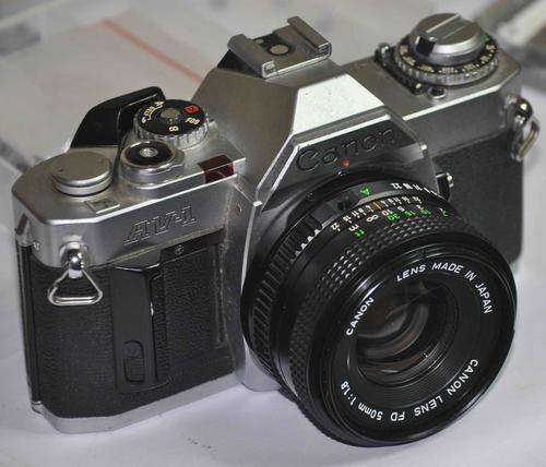 Canon AV-1 with 50mm f1.8 Canon Lens