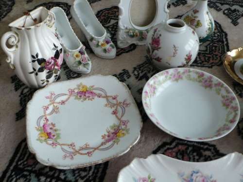 VINTAGE PORCELAIN BRIC A BRAC MIX