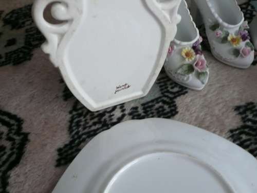 VINTAGE PORCELAIN BRIC A BRAC MIX