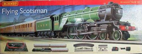 Hornby R1072 "Flying Scotsman" Train Set