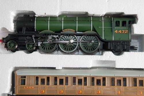 Hornby R1072 "Flying Scotsman" Train Set