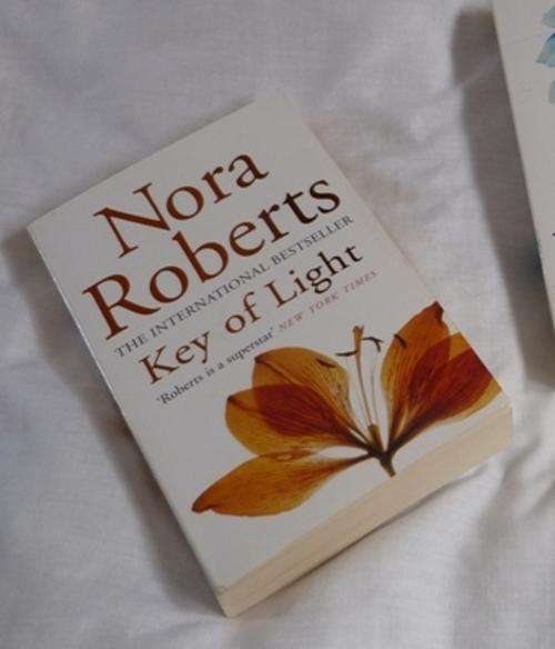 Nora Roberts - Key of Light