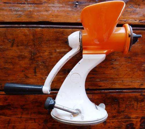 Old mincer