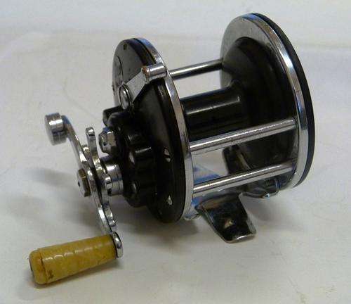 Penn 180 , vintage fishing reel