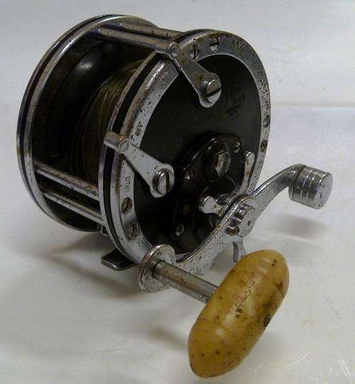 Penn 49 , vintage fishing reel