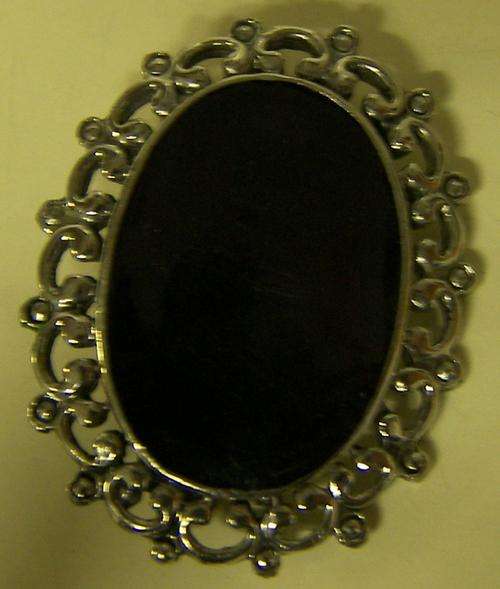 Vintage collectable brooch
