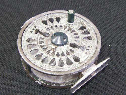 OLD FLY REEL