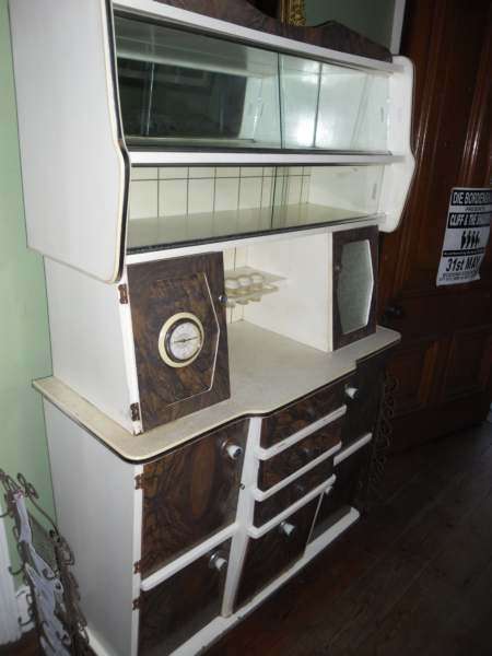 RETRO KITCHEN CABINET IN GOOD CONDITION