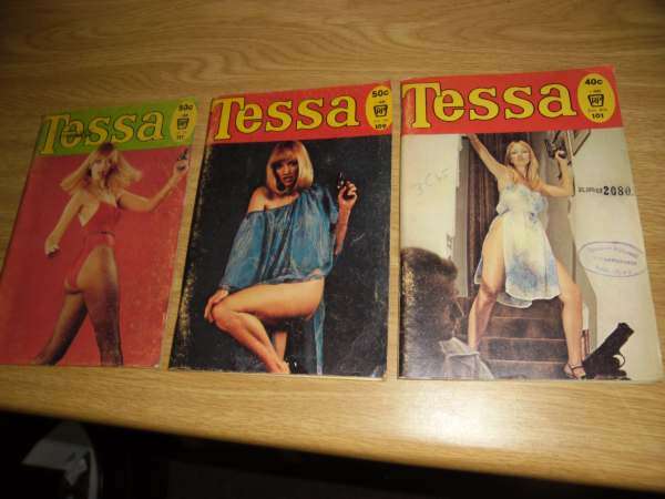 FOTOBOEKIES: TESSA NO 101, 109, 111