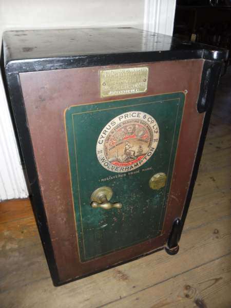 ANTIQUE SAFE:CYRUS PRICE AND CO: WOLTHERHAMPTON ( 72 X 50 X 49CM)