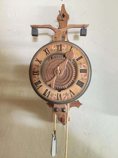 VINTAGE WOODEN WALL CLOCK