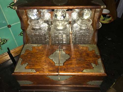 Victorian Oak Tantalus