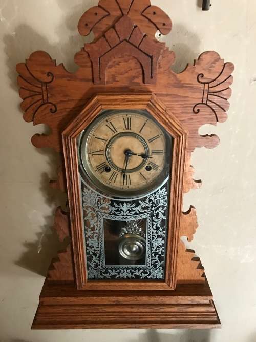 Oak Gingerbreadclock  ( need service )
