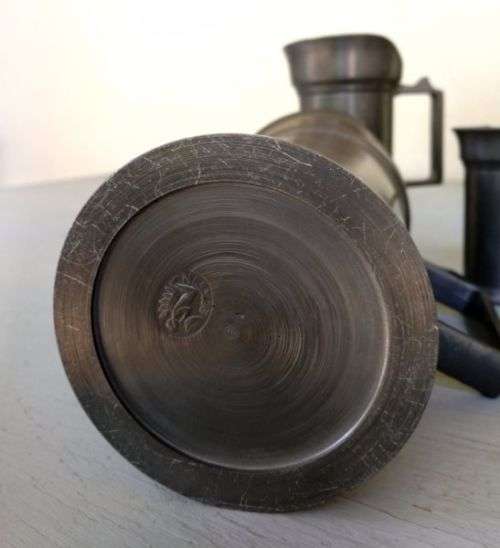 Set of  7 Victorian Pewter/Tin Measure Jugs ( set of 7, from 20 cm to 4 cm )