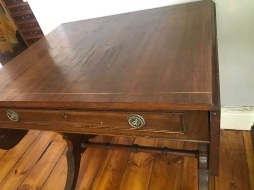 GREAT VICTORIAN MAHOGANY DROPSIDE TABLE ON CASTORS ( 122x 60 x 74 cm )
