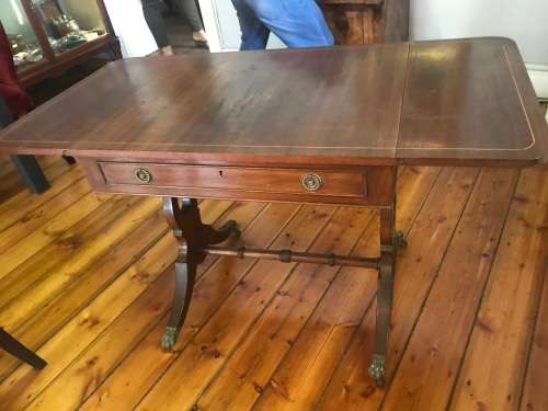GREAT VICTORIAN MAHOGANY DROPSIDE TABLE ON CASTORS ( 122x 60 x 74 cm )