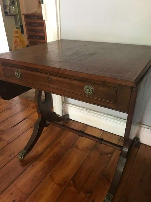 GREAT VICTORIAN MAHOGANY DROPSIDE TABLE ON CASTORS ( 122x 60 x 74 cm )
