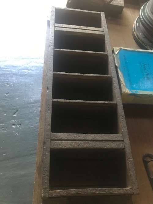 Vintage Wooden Brickmould  ( 95 x 28 x 12 cm )