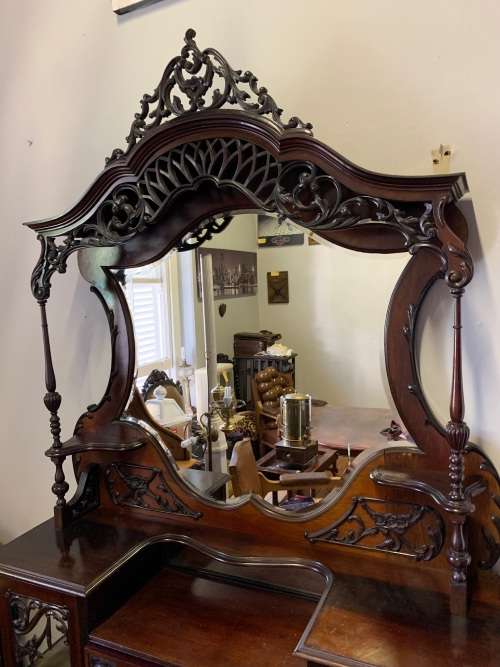 Beautiful Victorian Mahogany Display Cabinet circa 1890 (240 x 123 x 38 cm )