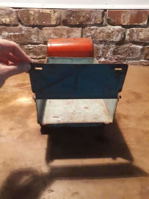 VINTAGE TRIANG TINPLATE TRUCK ( 47 x 21 x 20 cm )