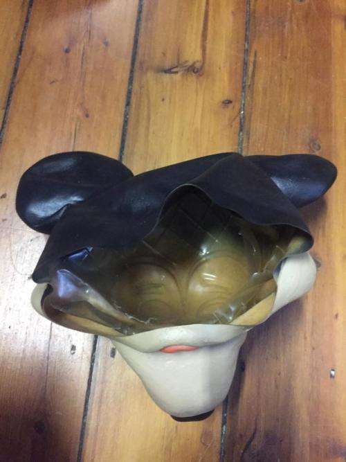VINTAGE LATEX MICKEY MOUSE MASK