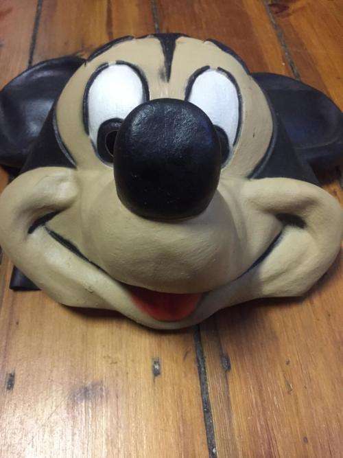 VINTAGE LATEX MICKEY MOUSE MASK