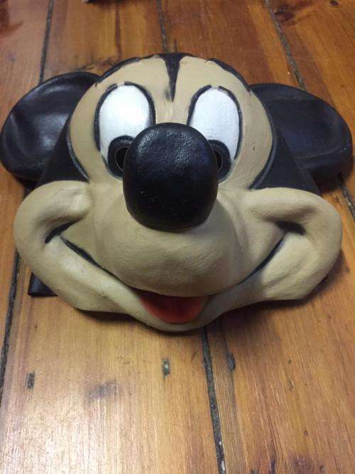 VINTAGE LATEX MICKEY MOUSE MASK