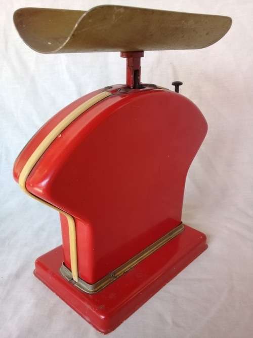 VINTAGE POSTAL SALTER SCALE IN GOOD CONDITION ( 23 X 20 X 10 CM )