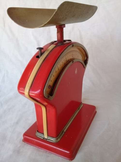 VINTAGE POSTAL SALTER SCALE IN GOOD CONDITION ( 23 X 20 X 10 CM )