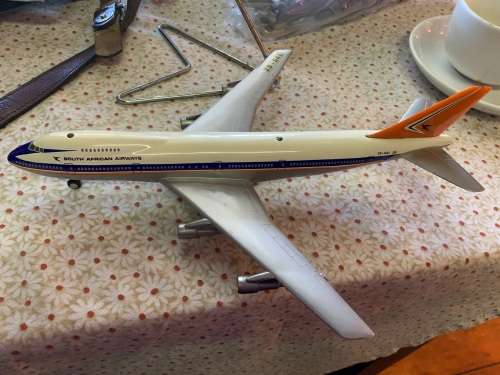 SCHUCO MODEL OF SAL PLANE ON STAND IN GOOD CONDITION ( 30 cm )