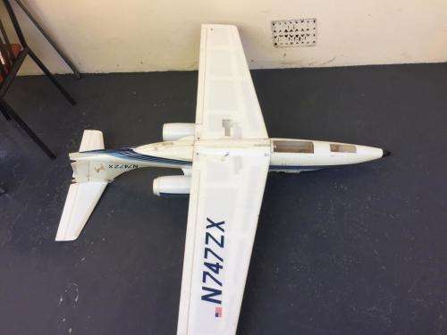 MODEL OF A LEAR JET ( 1480 WINGSPAN X 1440 LENGTH )