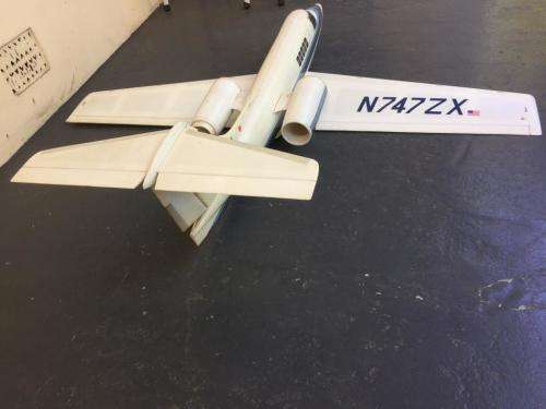 MODEL OF A LEAR JET ( 1480 WINGSPAN X 1440 LENGTH )