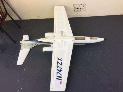 MODEL OF A LEAR JET ( 1480 WINGSPAN X 1440 LENGTH )