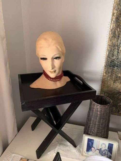 VINTAGE ART DECO MANNEQUIN HEAD