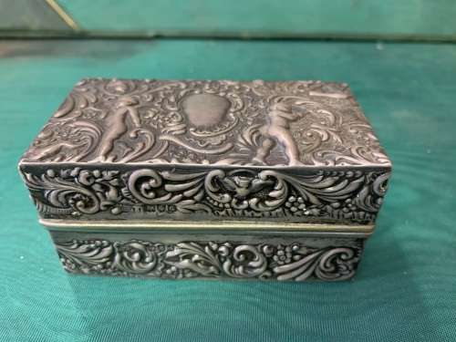 HALLMARKED SILVER BOX WITH OIL WARMER ( 9 X 5 X 4.5 CM )