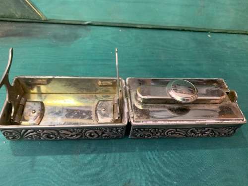 HALLMARKED SILVER BOX WITH OIL WARMER ( 9 X 5 X 4.5 CM )