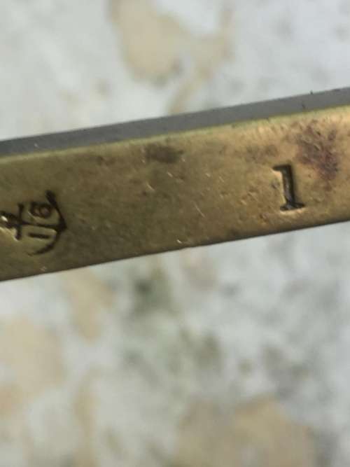 RARE CAST IRON AND BRASS SCALE ( DAY AND MILLARD )