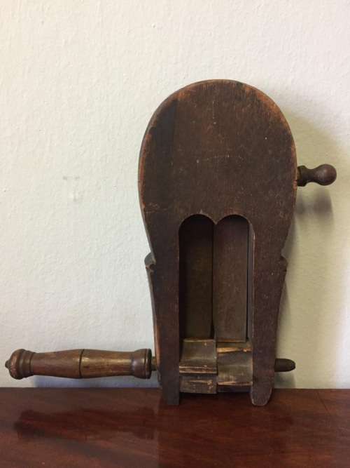 RARE POLICE RATTLE CIRCA 1830 ( 25 x 25 cm )