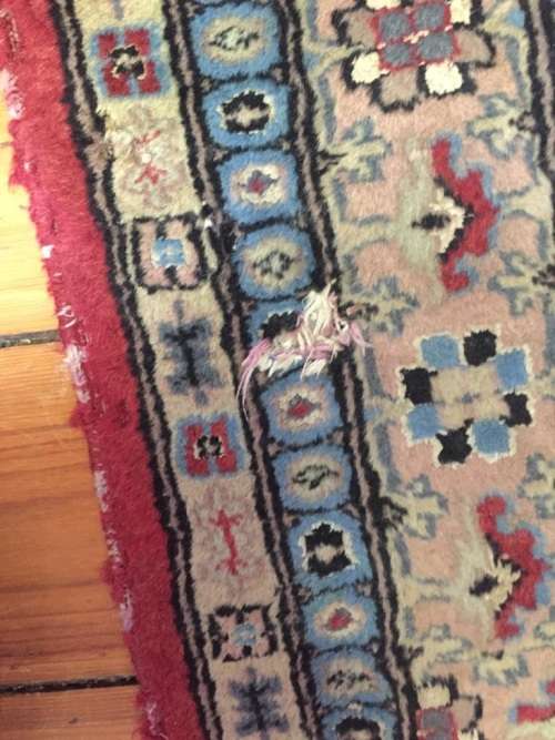 PERSIAN CARPET  (210 X 130 CM )