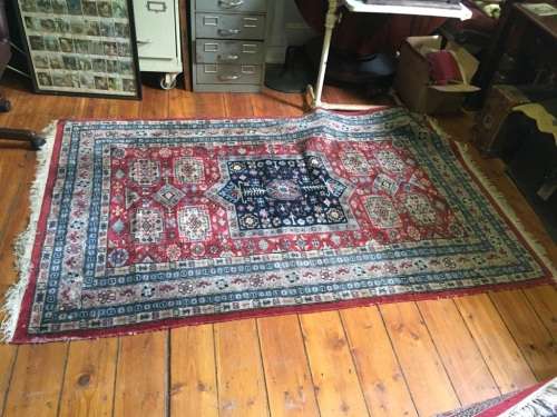 PERSIAN CARPET  (210 X 130 CM )