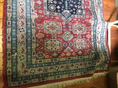 PERSIAN CARPET  (210 X 130 CM )