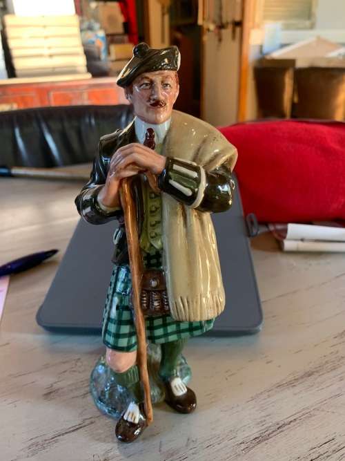 Royal Doulton: The Laird ( 20 cm high )
